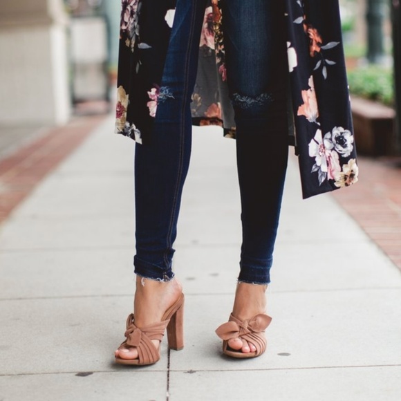 BAMBOO Shoes - Suede slip knot heels